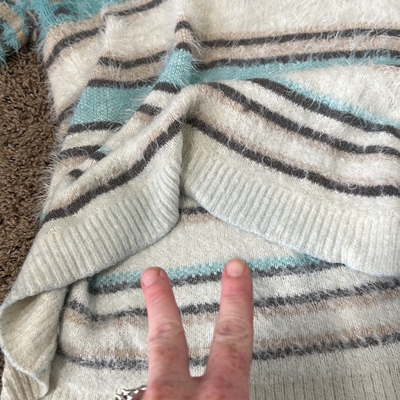 Xhilaration XXL Fuzzy Crewneck Striped Sweater Turquoise/Cream/Gray - Picture 13 of 16